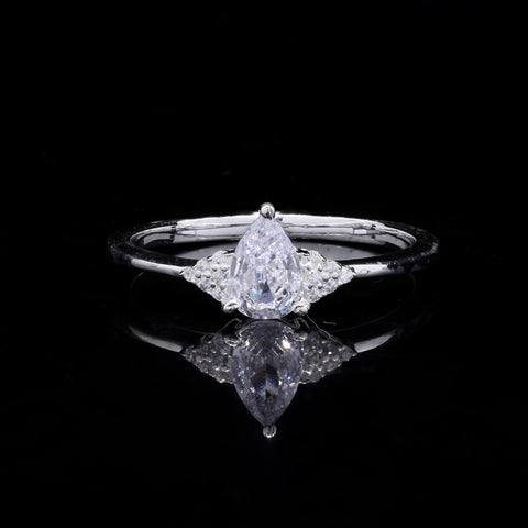 925 Sterling Silver Zircon Ring: Timeless Beauty and Sparkle