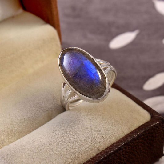 Silver Labradorite Ring