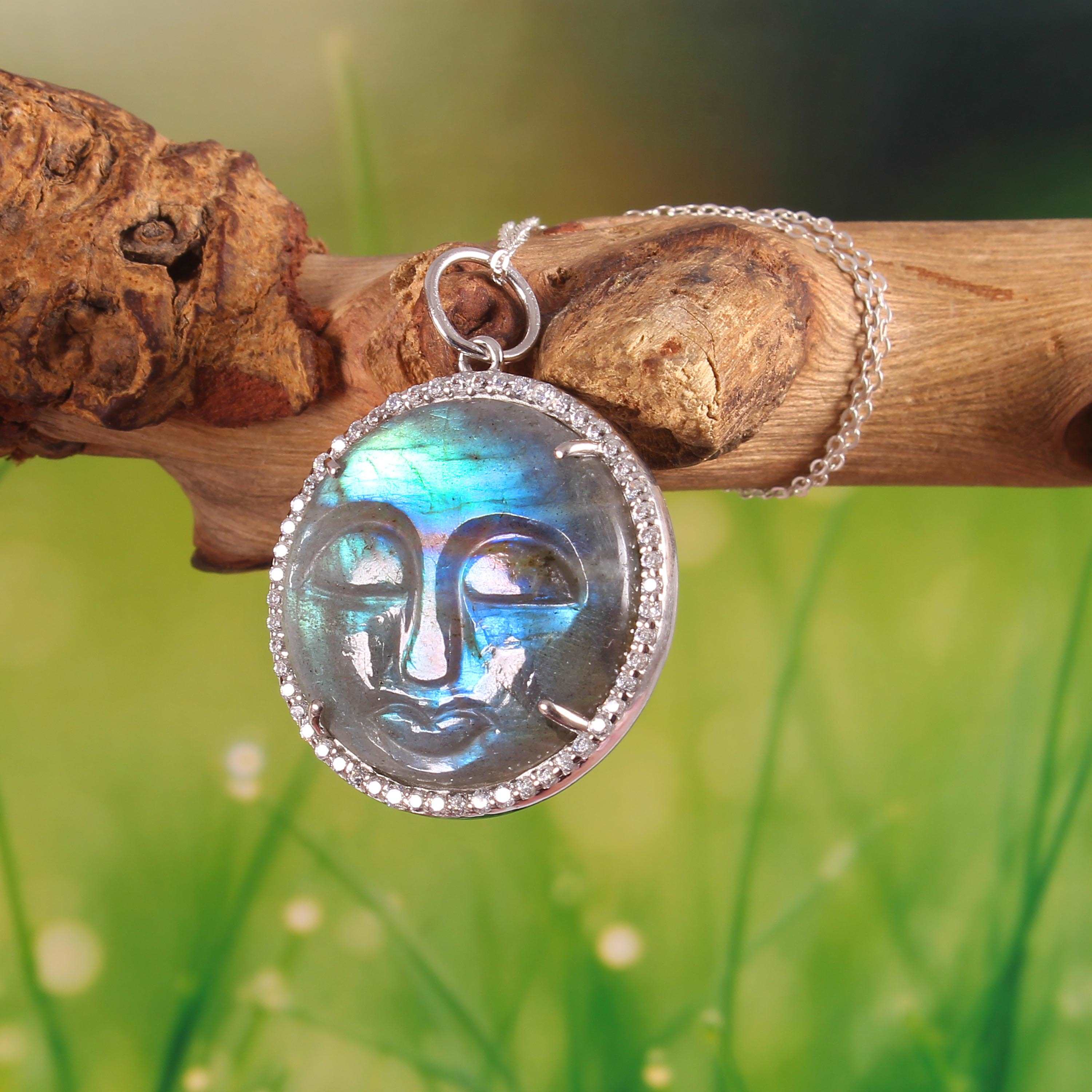 Silver Labradorite Smile Face Pendant