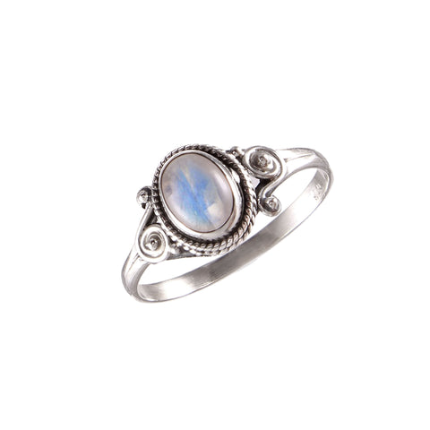 925 Sterling Silver Rainbow Moonstone Ring: Embrace Elegance and Spiritual Insight