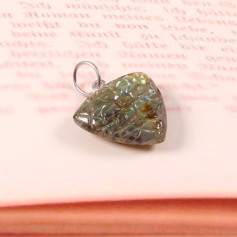 925 Sterling Silver Triangle Shape Flower Carving Labradorite Pendant For Gifts