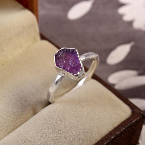 Solid 925 Sterling Silver Raw Purple Amethyst Gemstone Silver Round Ring