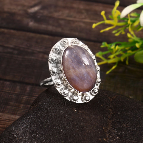 Solid 925 Silver Handmade Natural Labradorite Oval Gemstone Ring by Jewelldiro