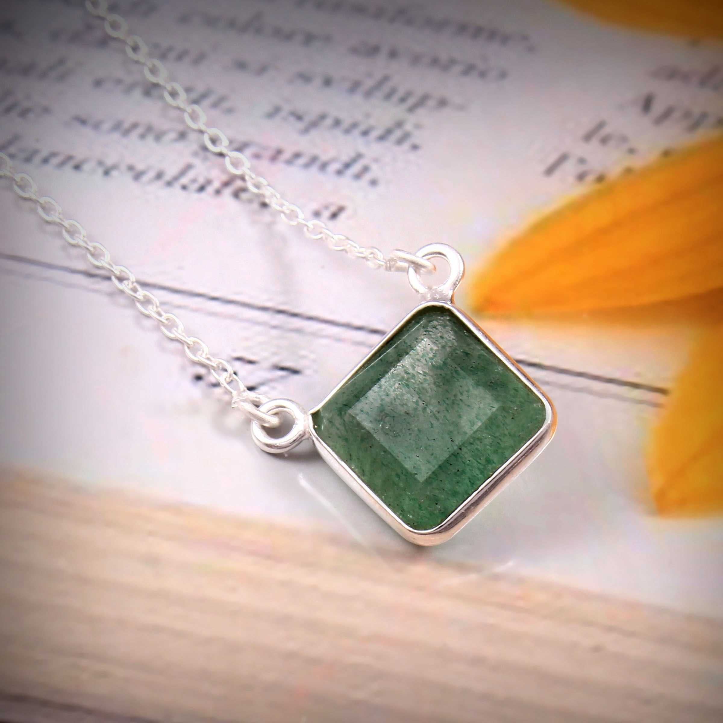 925 Sterling Silver Emerald Quartz Pendant jewelldiro